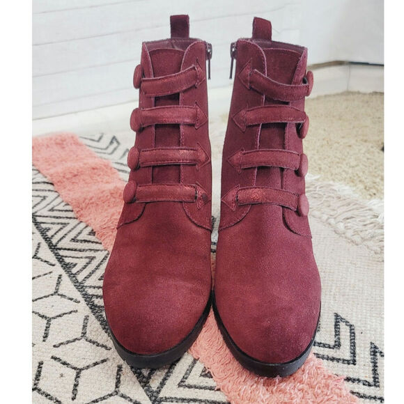 SUNDANCE BUTTONED UP CRANBERRY SUEDE BOOTIES, SZ 7/7.5 US-38/EU - Picture 2 of 16